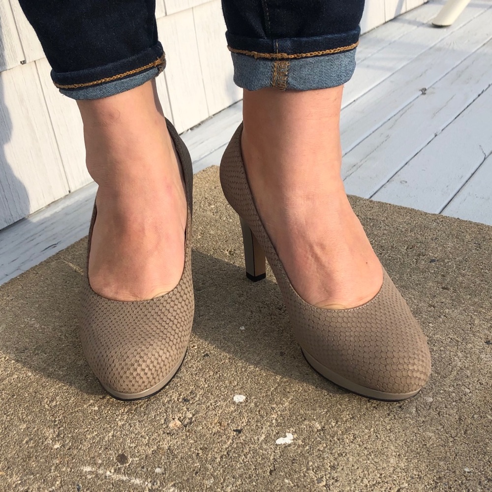 Clarks Beige Snake Pattern Heels